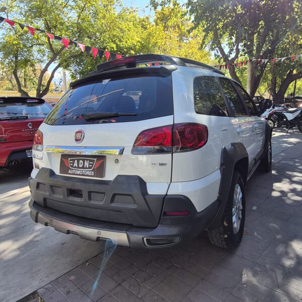 Fiat Palio Weekend Adventure 1.6 2017