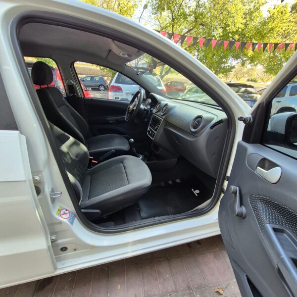 Volkswagen Gol Trend 1.6 Pack 1 2014