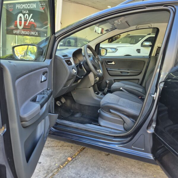 Volkswagen Suran 1.6 Trendline ABS 2014
