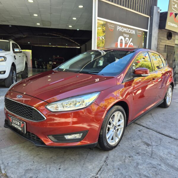 Ford Focus III 1.6 S 5P 2017