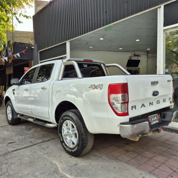 Ford Ranger DC 4x4 XLT 3.2 Diesel 2015