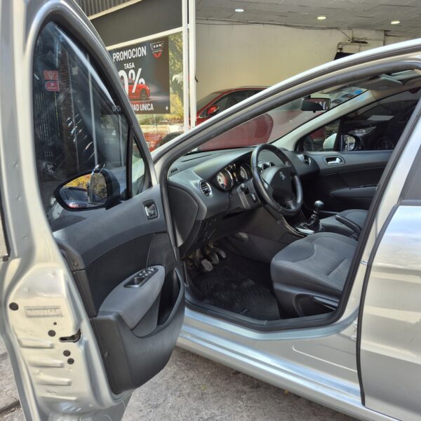 Peugeot 308 1.6 HDi Allure NAV 2017
