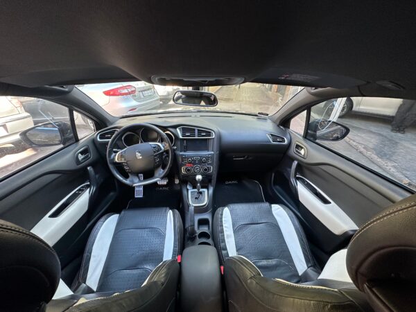 Citroën DS4 1.6t 2013