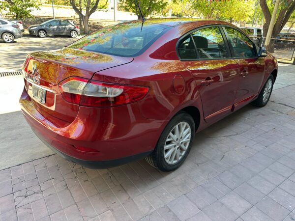 IMG-20260422-WA0143 Renault Fluence 1.6 Dynamique Pack 2015