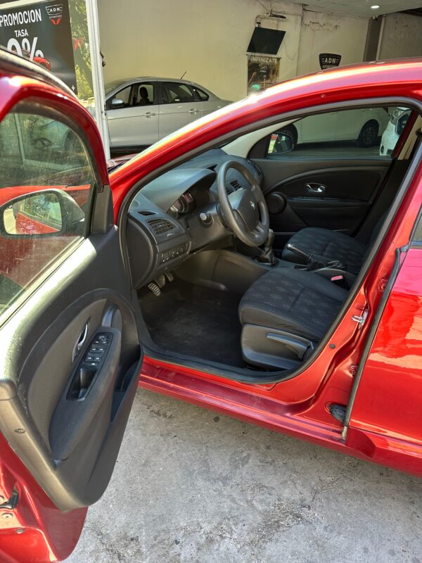 IMG-20260422-WA0146 Renault Fluence 1.6 Dynamique Pack 2015