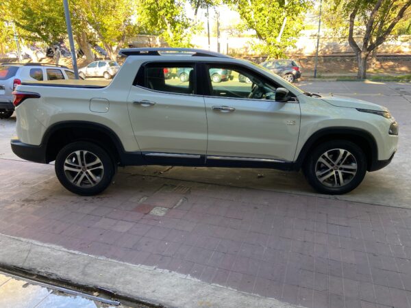 Fiat Toro Volcano 2.0 4x4 AT 2017