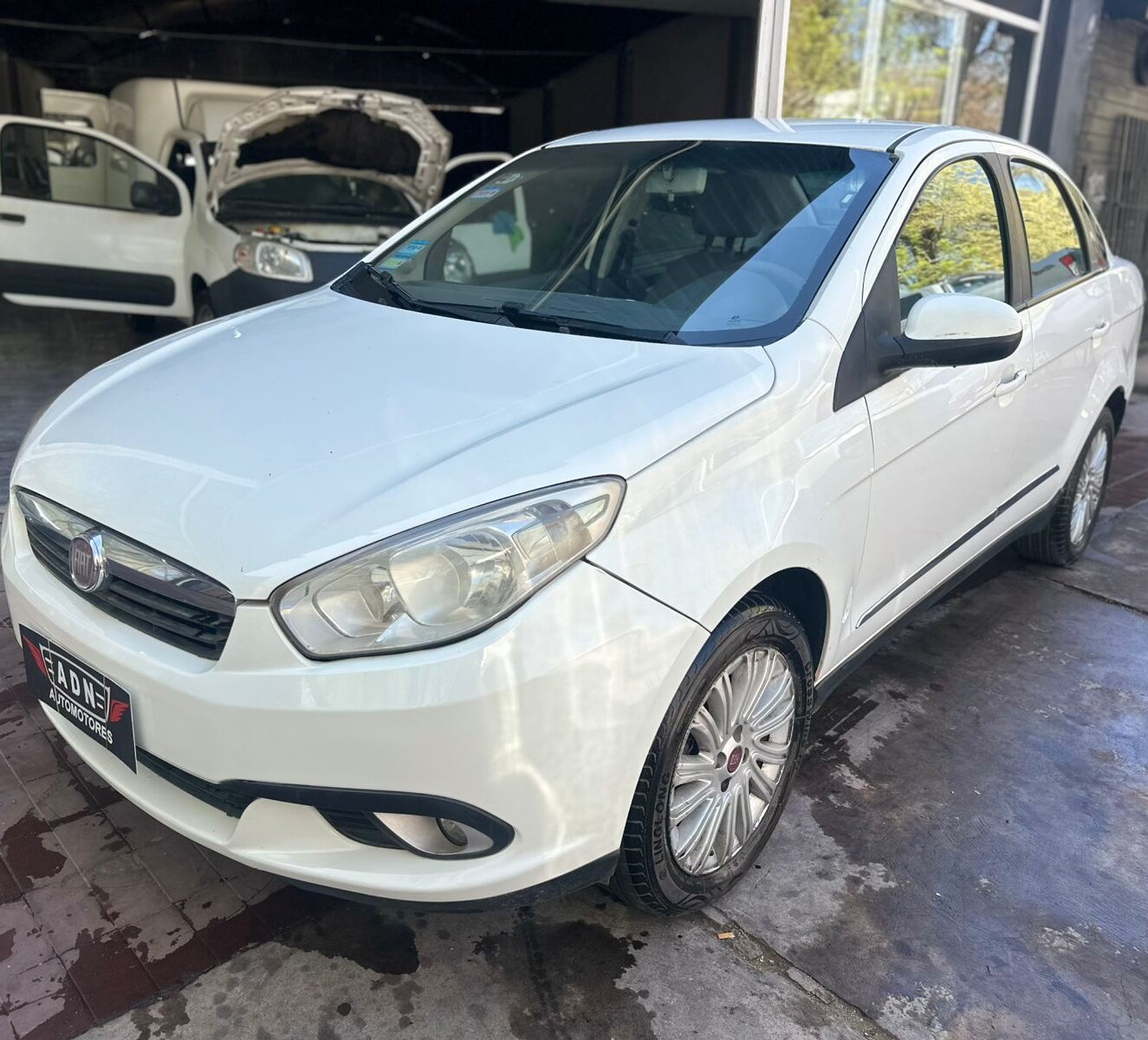 Fiat Grand Siena 1.6 Essence 2013