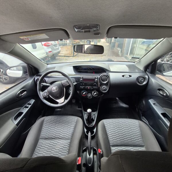 Toyota Etios XLS 1.5 2016