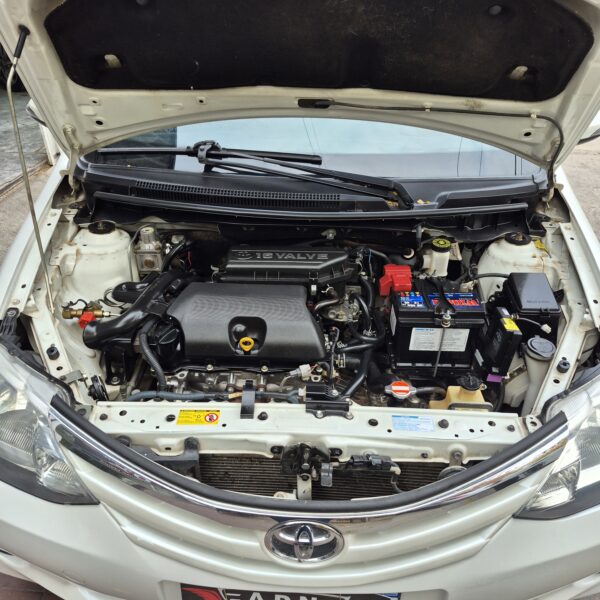 Toyota Etios XLS 1.5 2016