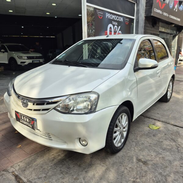 Toyota Etios XLS 1.5 2016