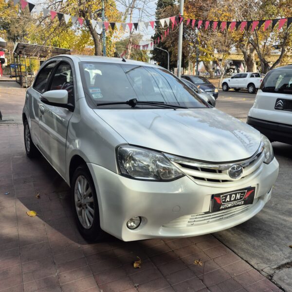 Toyota Etios XLS 1.5 2016