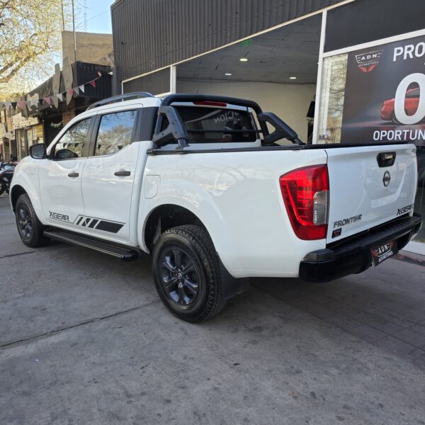 Nissan Frontier CD X-GEAR 2.3 D 4X2 AT