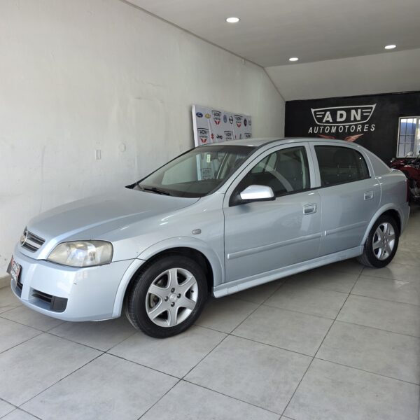 Chevrolet Astra GL 2.0 2010