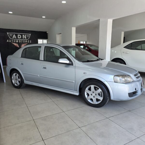Chevrolet Astra GL 2.0 2010