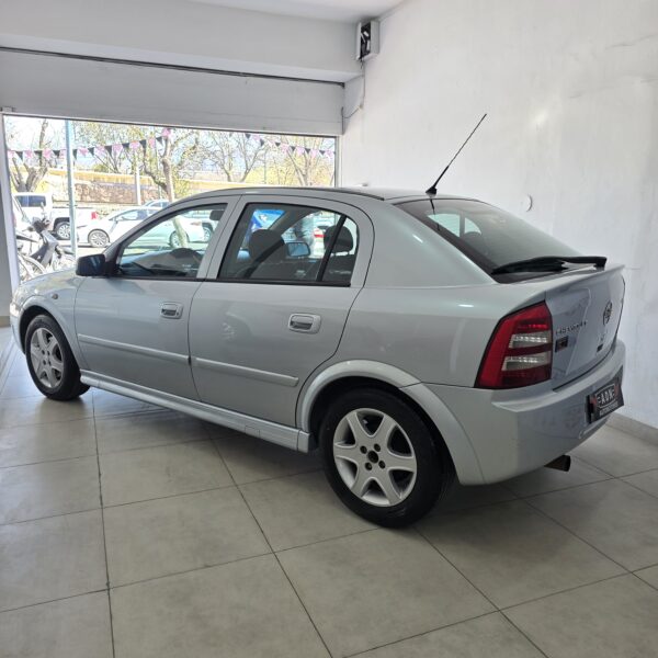 Chevrolet Astra GL 2.0 2010