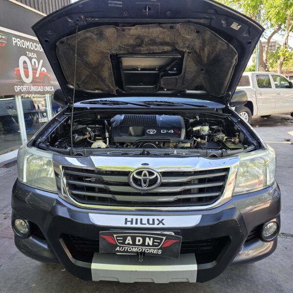 Toyota Hilux 4x2 C/D SR 3.0 TDI 2014